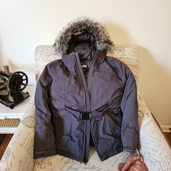 $368 The North Face Greenland Goosedown Gray Puffer W Fur Removable Hood Medium - Picture 2 of 12
